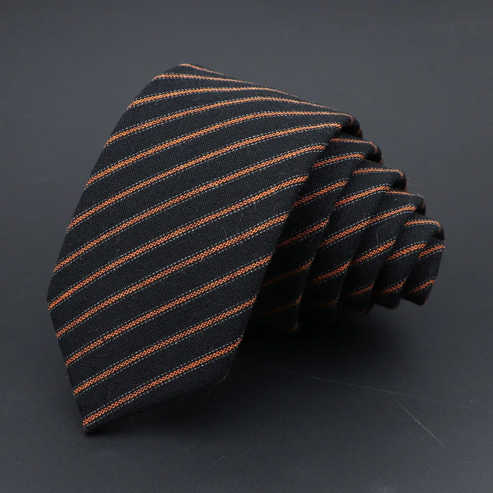 L'Aurore Black Orange